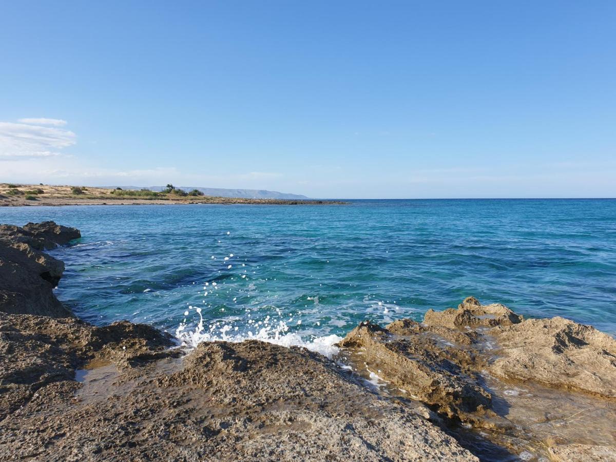 B&B La Rosa Pachino Εξωτερικό φωτογραφία